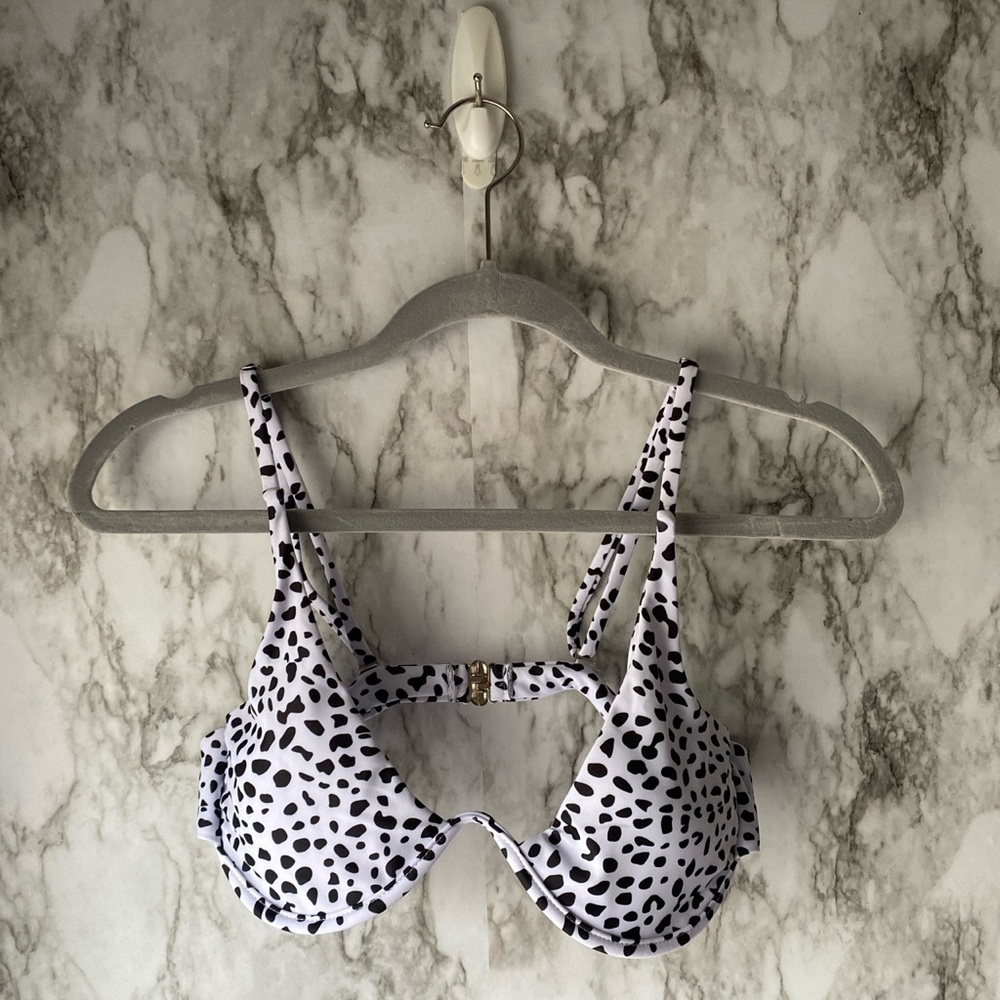 Bathing suit